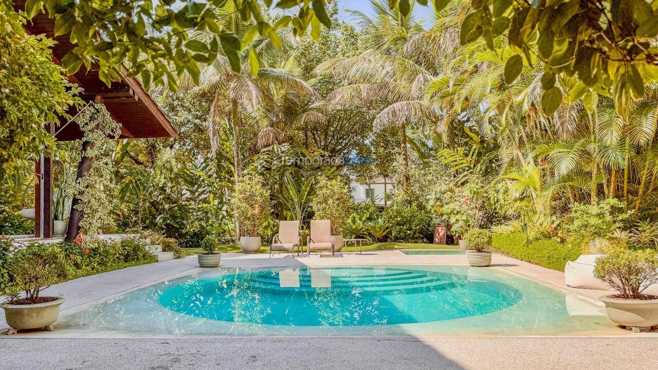 House for vacation rental in São Sebastião (Praia da Baleia)