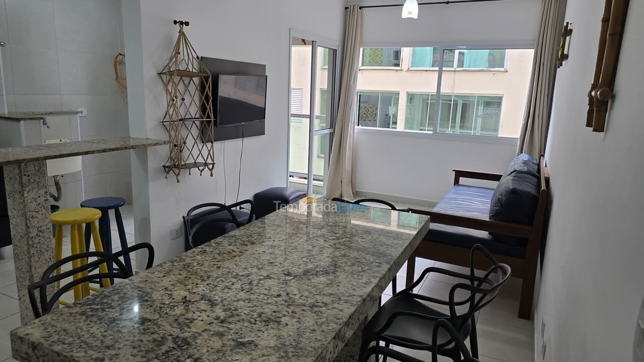 Apartamento para aluguel de temporada em Ubatuba (Praia Grande)