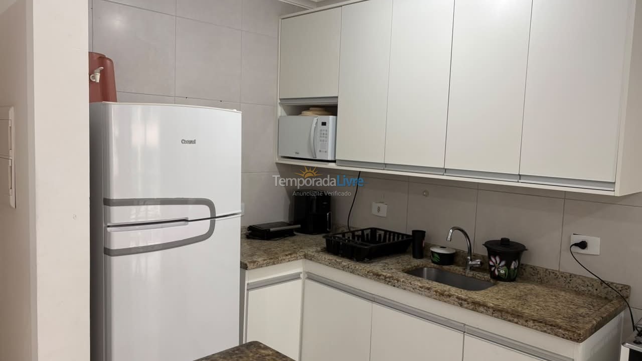 Apartamento para aluguel de temporada em Ubatuba (Praia Grande)