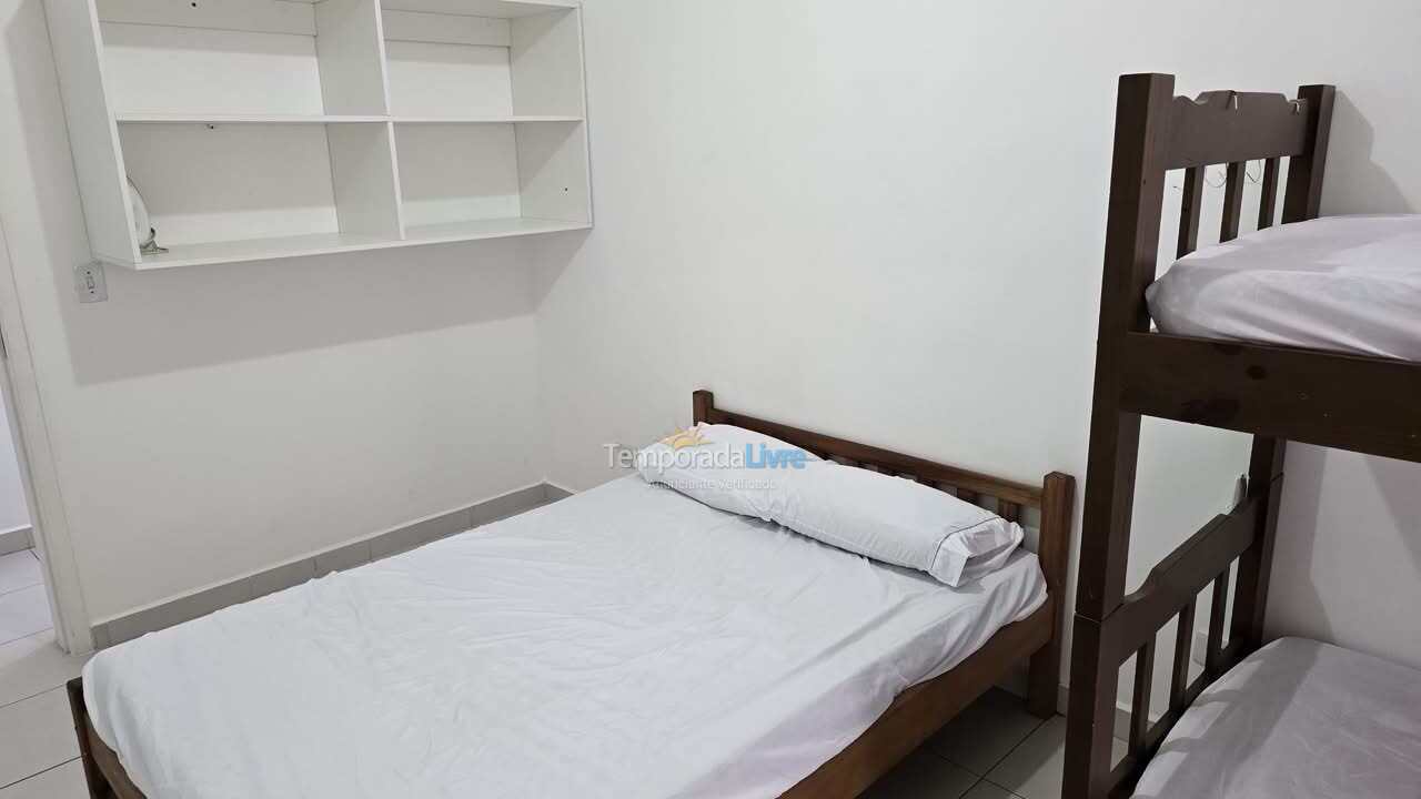 Apartamento para aluguel de temporada em Ubatuba (Praia Grande)