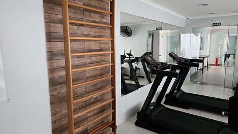AR NOS QUARTOS+WIFI+PISCINAS+SAUNA+ACADEMIA+SALA JOGOS - 150M DA PRAIA