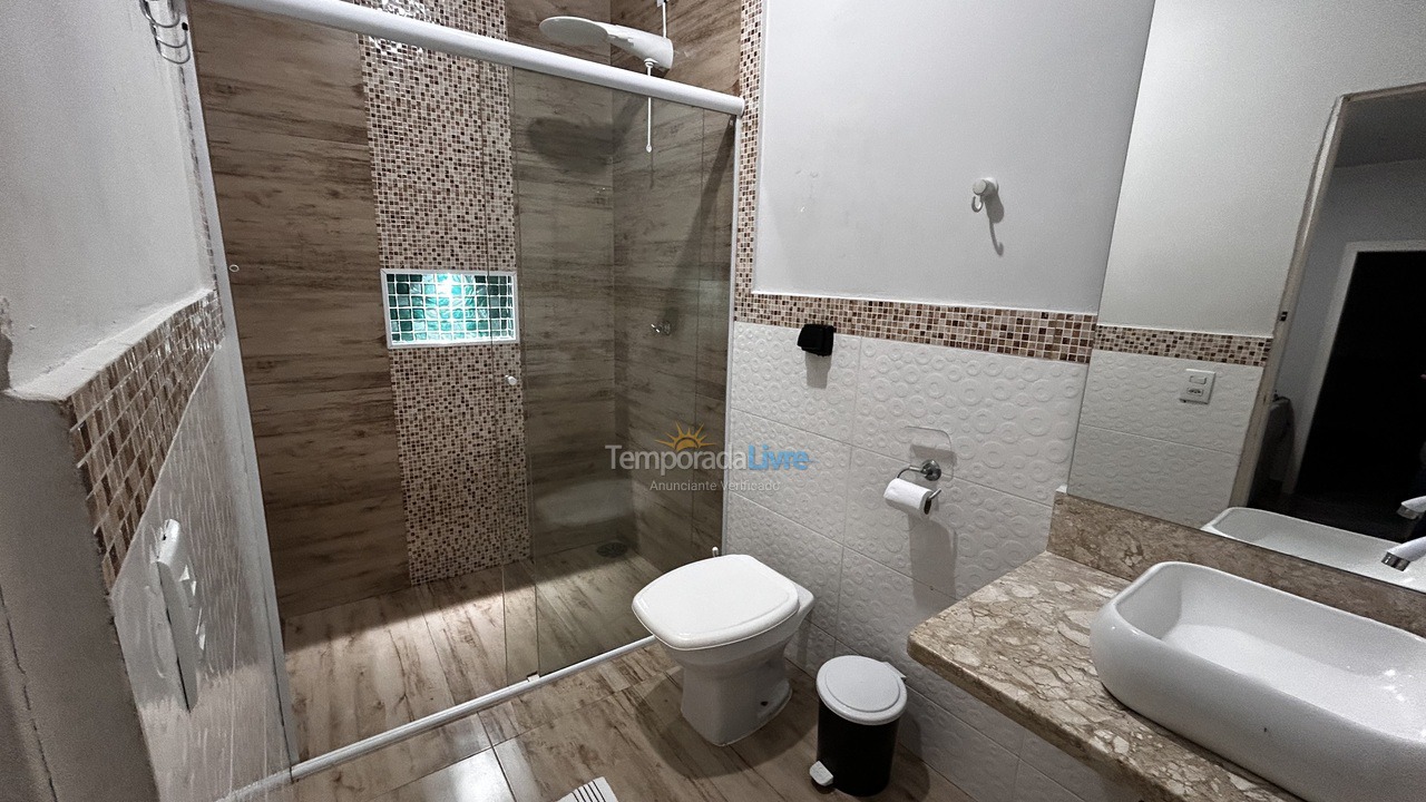 Casa para aluguel de temporada em Ubatuba (Maranduba)