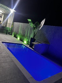 CASA DE PRAIA EM UBATUBA,AR CONDICIONADO.