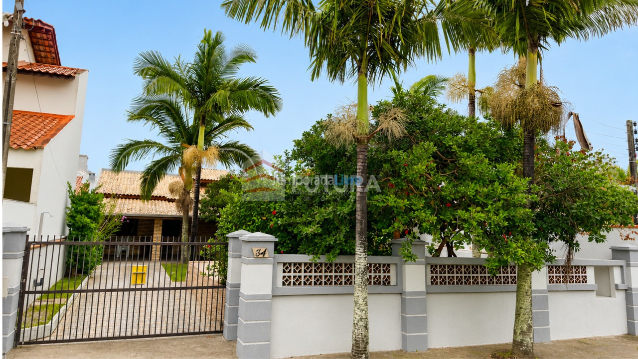 Casa para alquiler de vacaciones em Bombinhas (Canto Grande)