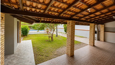 LC159F - CASA CON PISCINA, 4 DORMITORIOS - CANTO GRANDE, BOMBINHAS