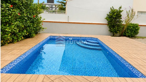 LC159F - CASA CON PISCINA, 4 DORMITORIOS - CANTO GRANDE, BOMBINHAS