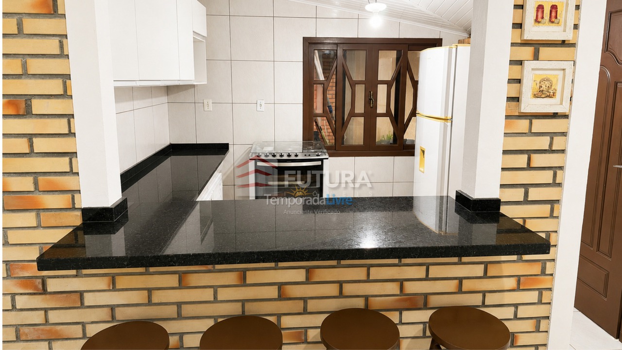 Casa para alquiler de vacaciones em Bombinhas (Canto Grande)