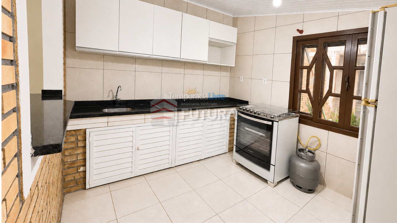 Casa para alquiler de vacaciones em Bombinhas (Canto Grande)