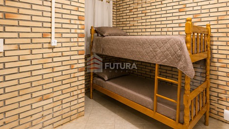 LC159F - CASA CON PISCINA, 4 DORMITORIOS - CANTO GRANDE, BOMBINHAS