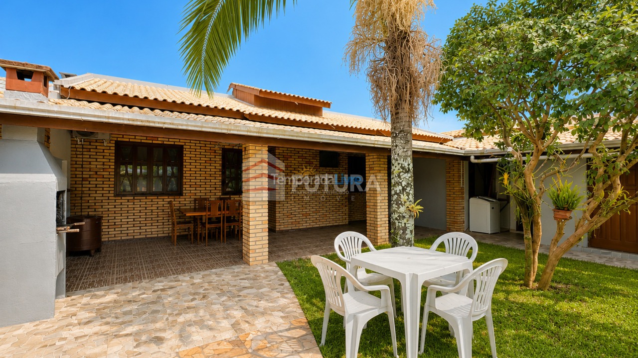Casa para alquiler de vacaciones em Bombinhas (Canto Grande)