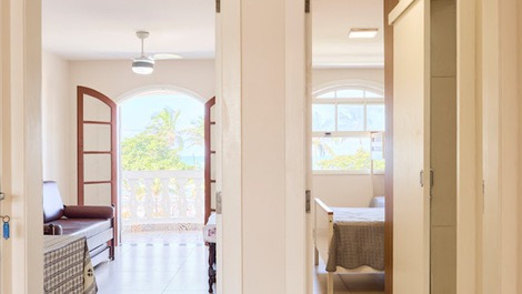 Vista sala e suíte 