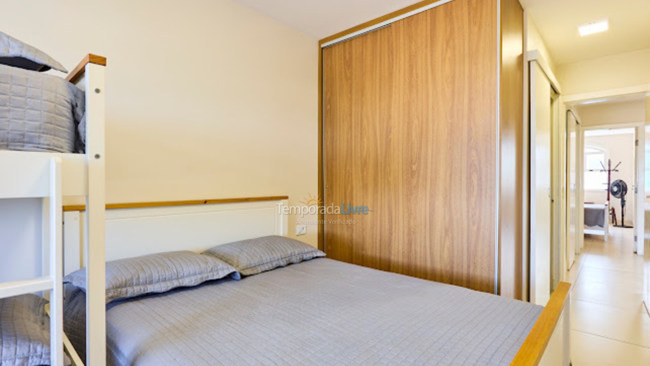 Apartment for vacation rental in Ubatuba (Praia Grande)