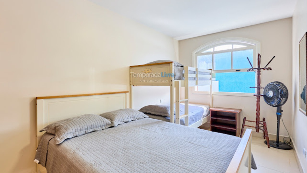 Apartment for vacation rental in Ubatuba (Praia Grande)
