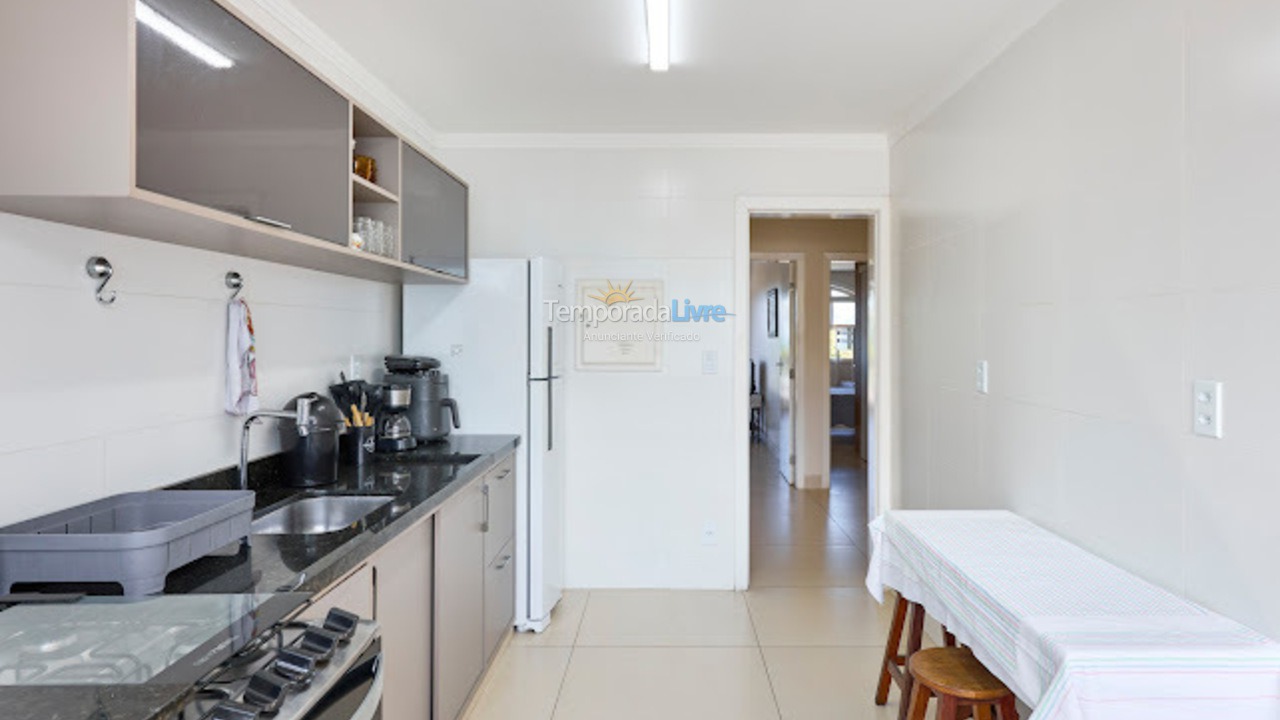 Apartment for vacation rental in Ubatuba (Praia Grande)