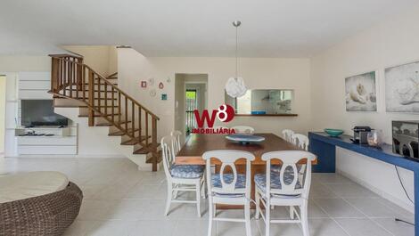 Barra do Sahy, 4 habitaciones, 2 plazas de aparcamiento, piscina compartida, servicio de playa.