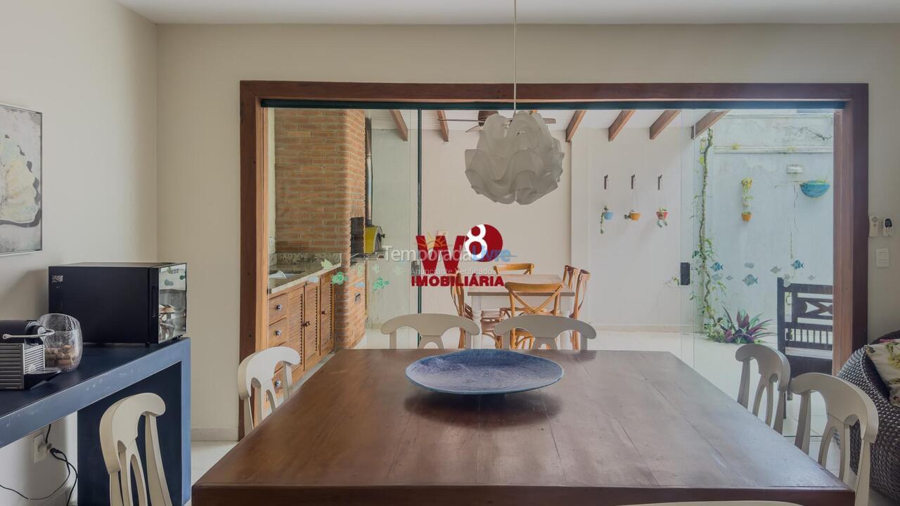 Casa para alquiler de vacaciones em São Sebastião (Barra do Sahy)