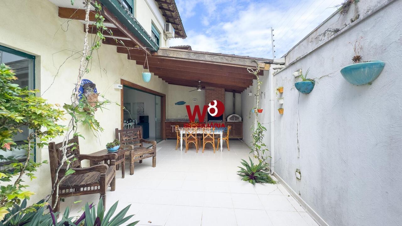 Casa para alquiler de vacaciones em São Sebastião (Barra do Sahy)