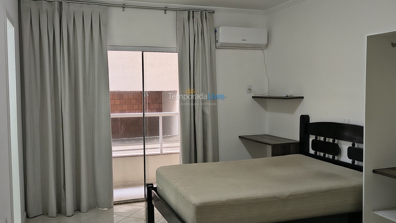 Apartment for vacation rental in Itapema (Meia Praia)