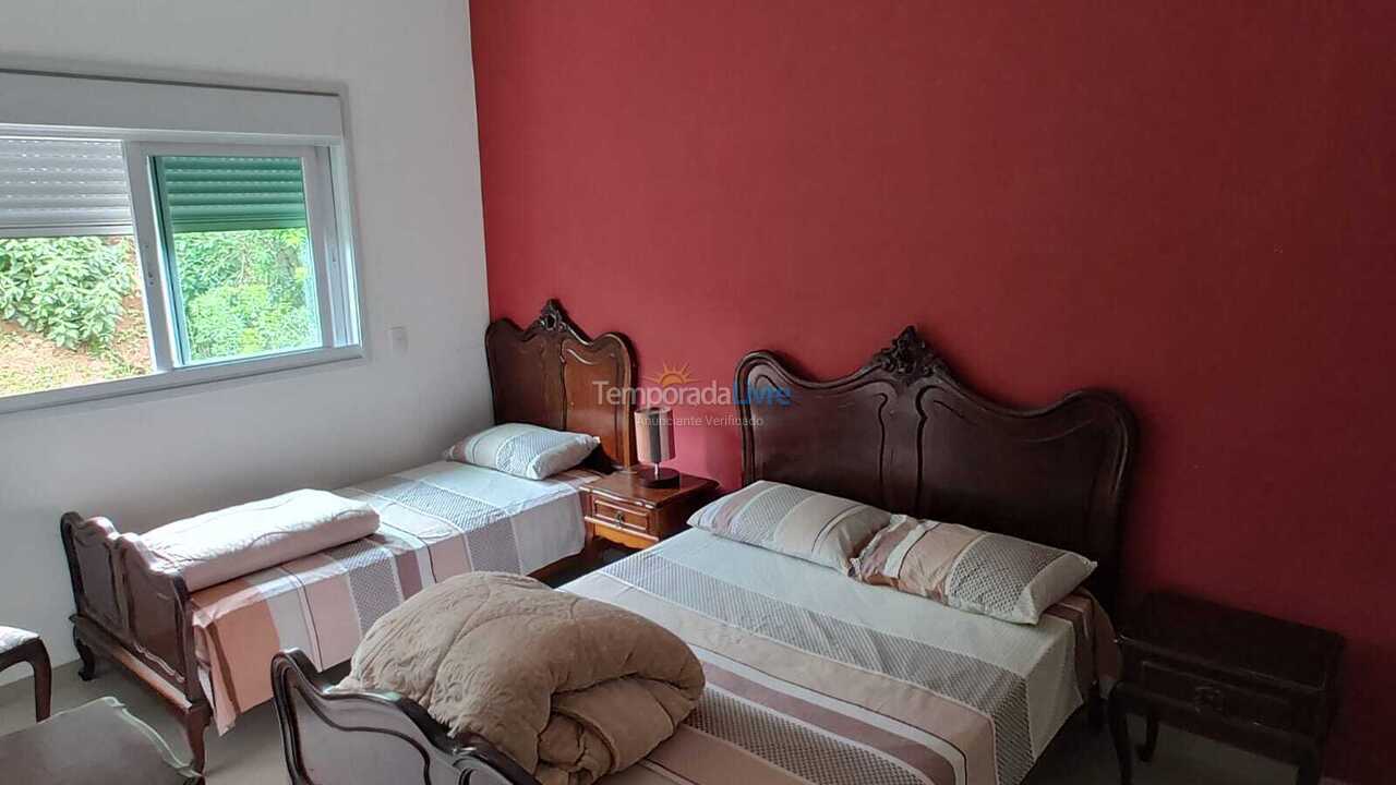 Ranch for vacation rental in Mairinque (Condomínio Porta do Sol)