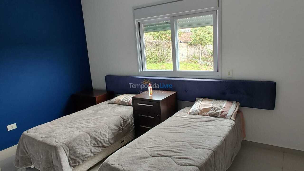 Ranch for vacation rental in Mairinque (Condomínio Porta do Sol)