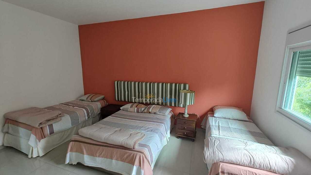 Ranch for vacation rental in Mairinque (Condomínio Porta do Sol)
