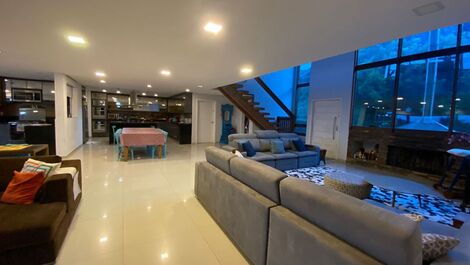 Luxury country house in a gated community.
