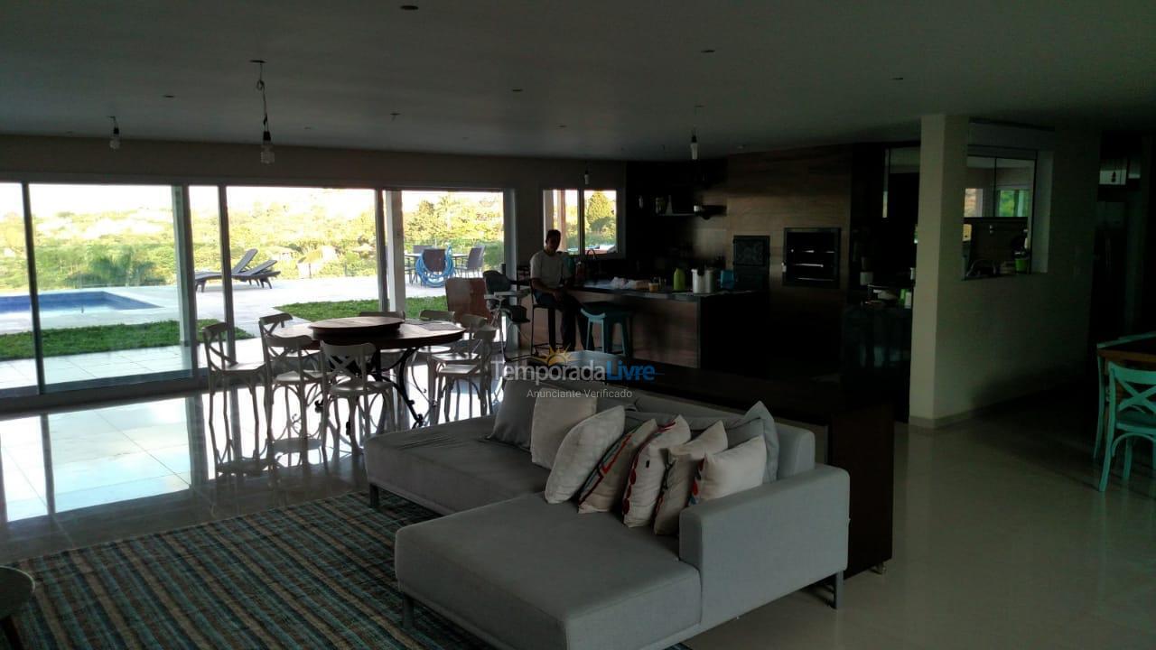 Ranch for vacation rental in Mairinque (Condomínio Porta do Sol)