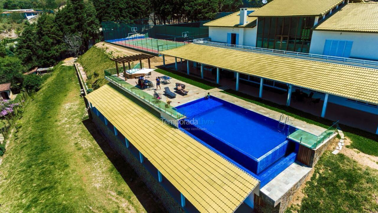 Ranch for vacation rental in Mairinque (Condomínio Porta do Sol)
