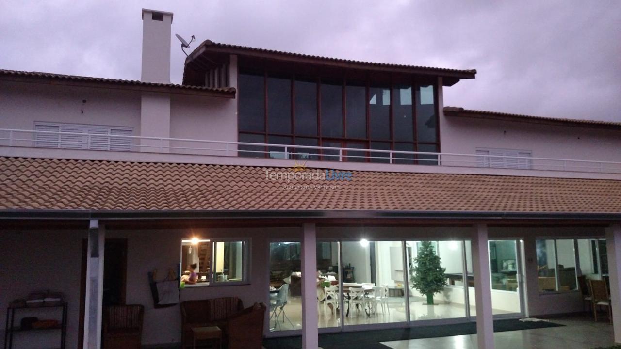 Ranch for vacation rental in Mairinque (Condomínio Porta do Sol)