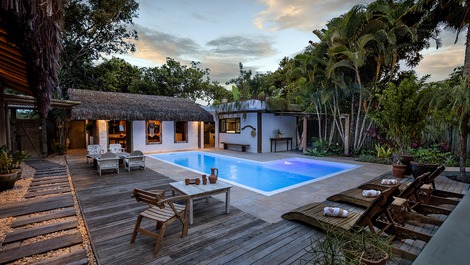 TRANCOSO SEASONAL HIGH STANDARD