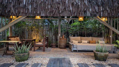 TRANCOSO SEASONAL HIGH STANDARD