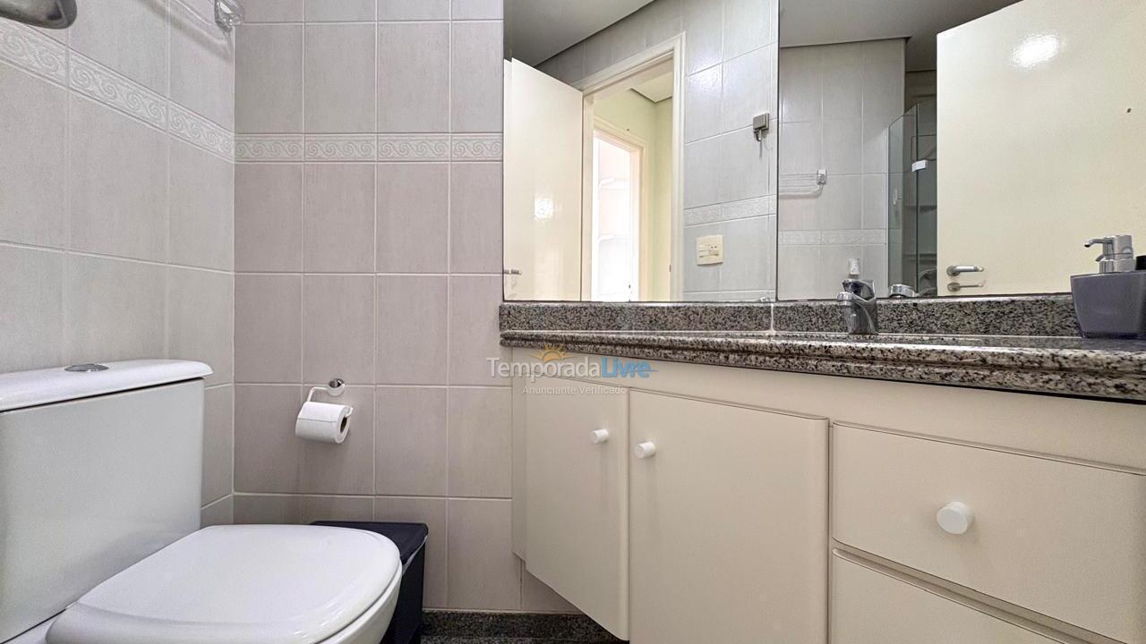 Apartamento para aluguel de temporada em Bertioga (Riviera de São Lourenço)