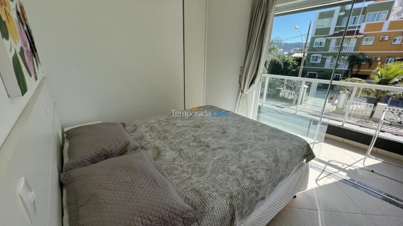 Apartamento para aluguel de temporada em Bombinhas (Canto Grande)