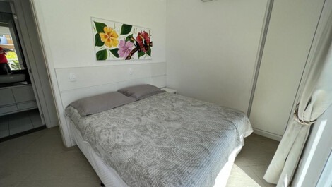 Apartamento de 01 dormitório na Praia do Mariscal