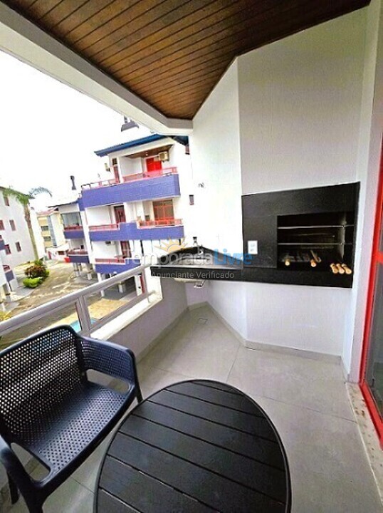 Apartamento para aluguel de temporada em Florianópolis (Praia Brava)