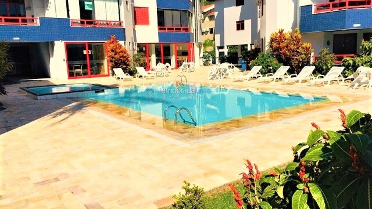 Apartamento para aluguel de temporada em Florianópolis (Praia Brava)