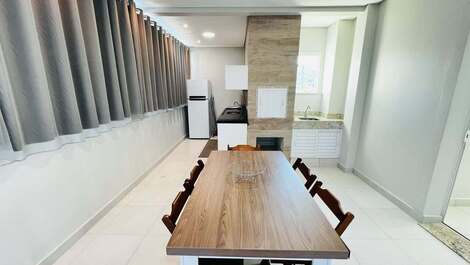Apartamento con terraza y piscina para 4 personas en Praia de Mariscal
