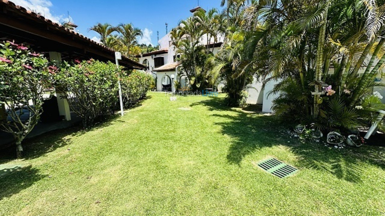 Apartamento para aluguel de temporada em Florianópolis (Praia Brava)