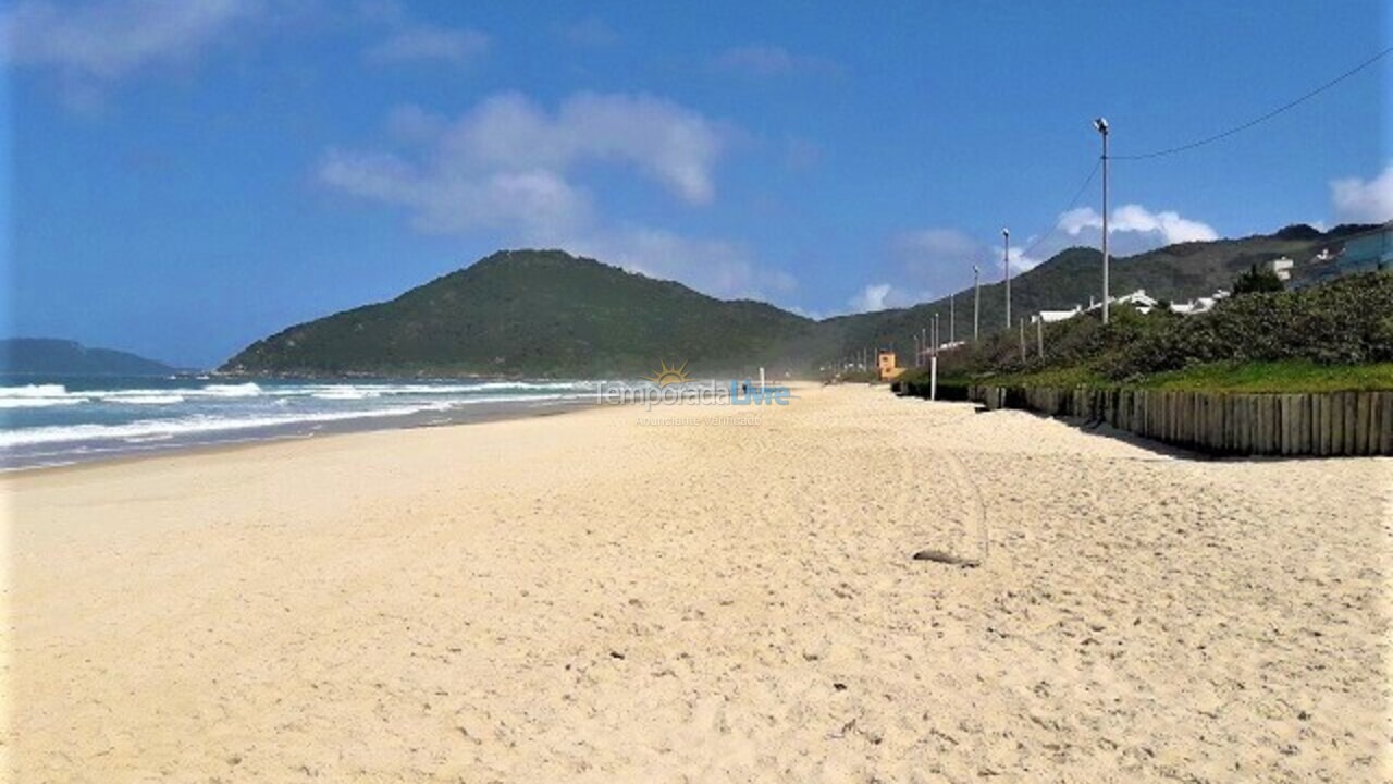 Apartamento para aluguel de temporada em Florianópolis (Lagoinha)