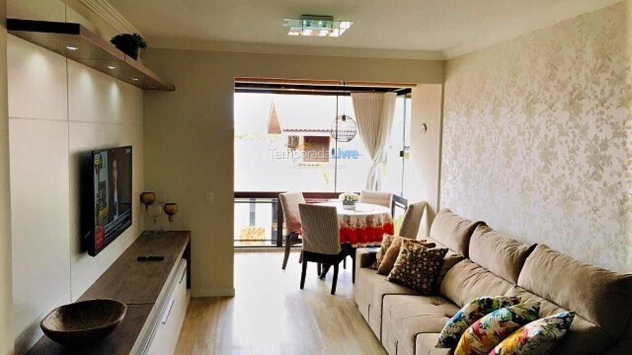 Apartamento para aluguel de temporada em Florianópolis (Praia Brava)