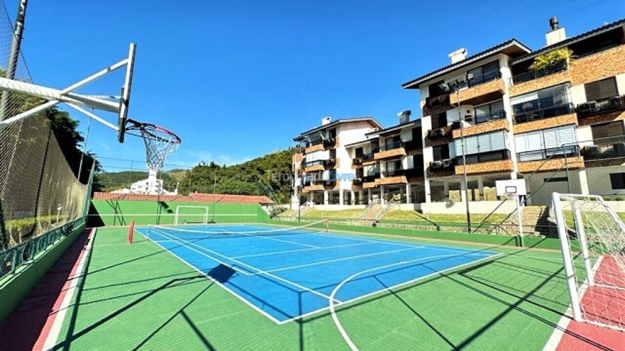 Apartamento para aluguel de temporada em Florianópolis (Praia Brava)