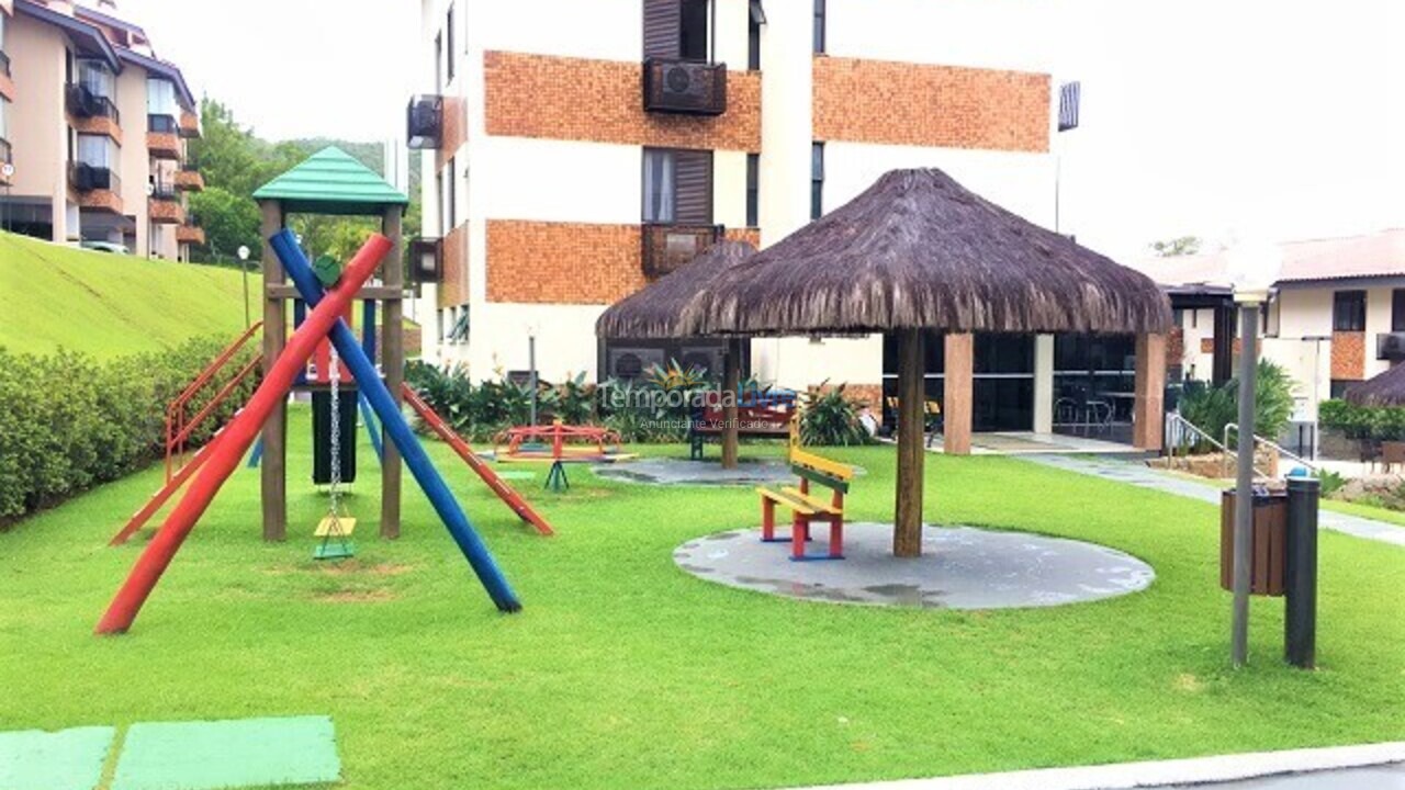 Apartamento para aluguel de temporada em Florianópolis (Praia Brava)