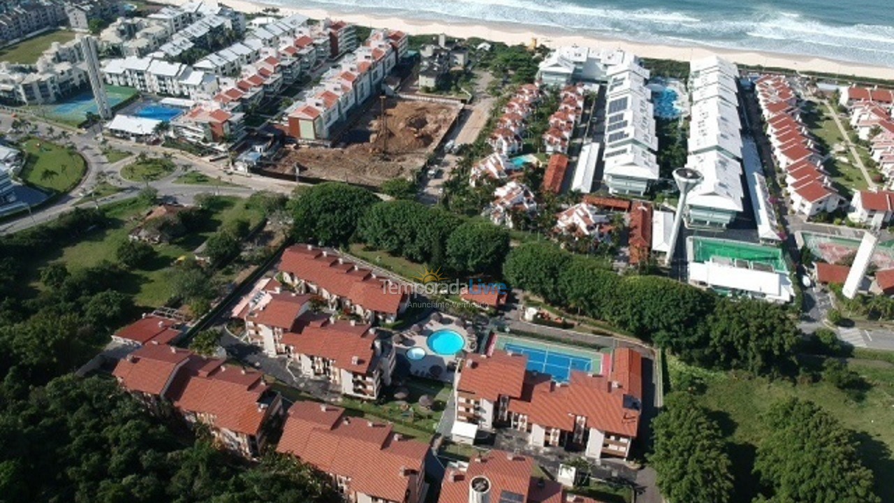 Apartamento para aluguel de temporada em Florianópolis (Praia Brava)