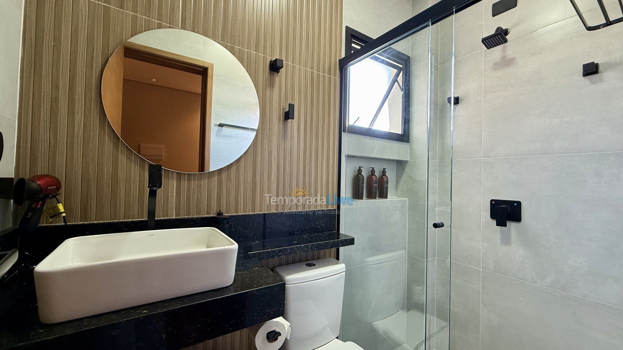 Apartamento para aluguel de temporada em Itanhaém (Santa Terezinha)