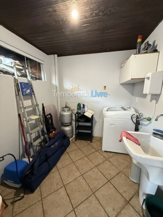 Casa para aluguel de temporada em São Francisco do Sul (Enseada)