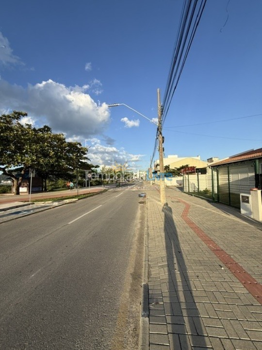 Apartamento para aluguel de temporada em São Francisco do Sul (Enseada)