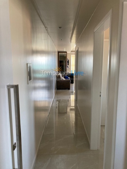 Apartamento para aluguel de temporada em São Francisco do Sul (Enseada)