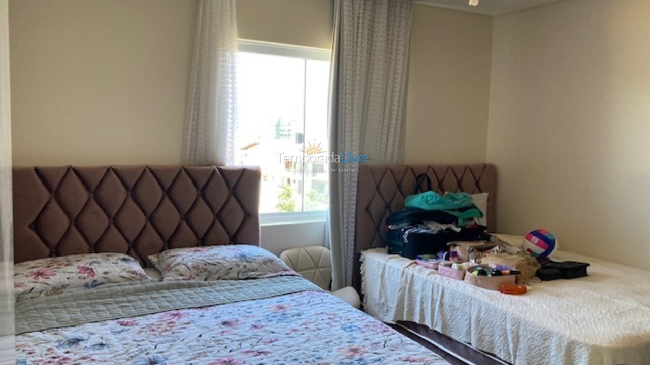 Apartamento para aluguel de temporada em São Francisco do Sul (Enseada)
