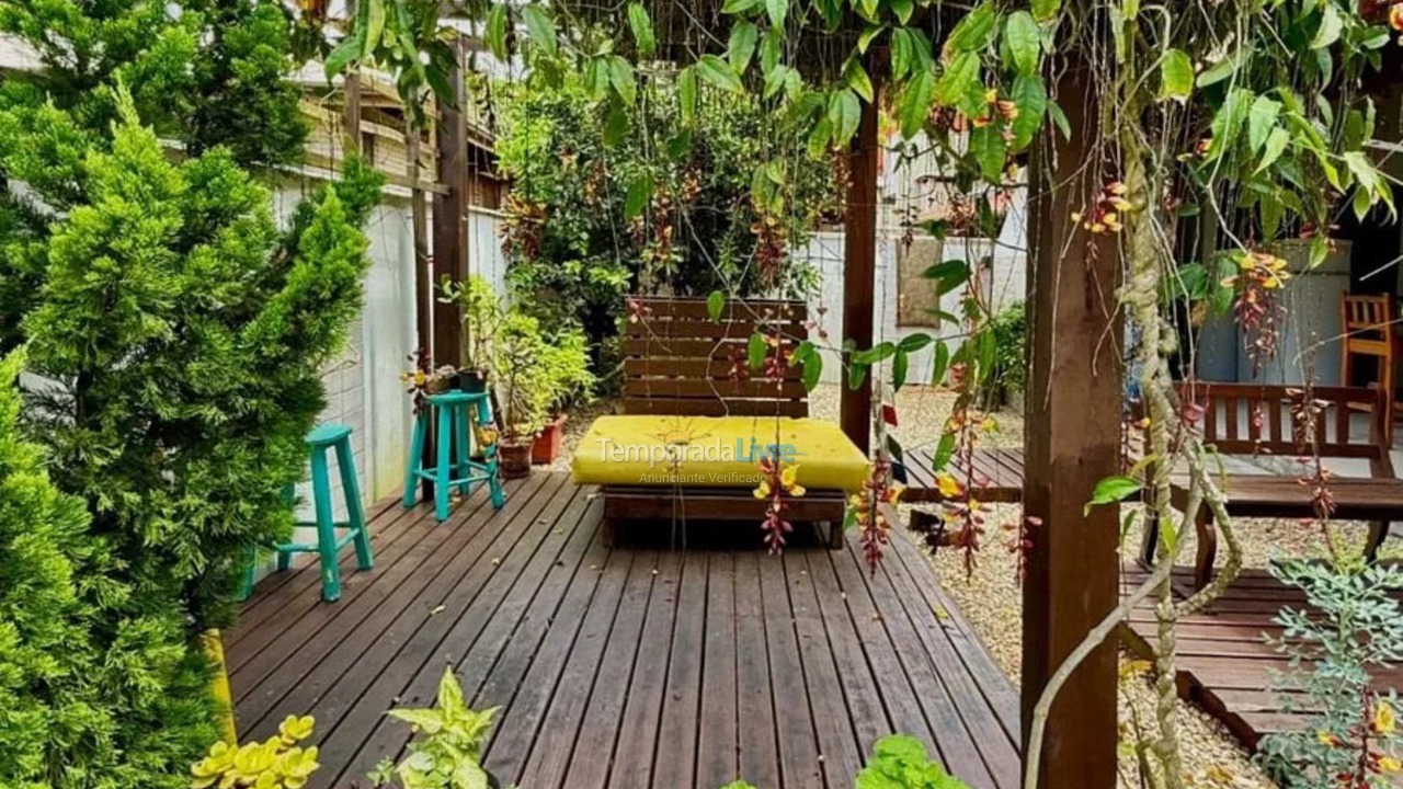 Casa para alquiler de vacaciones em Bombinhas (Canto Grande)