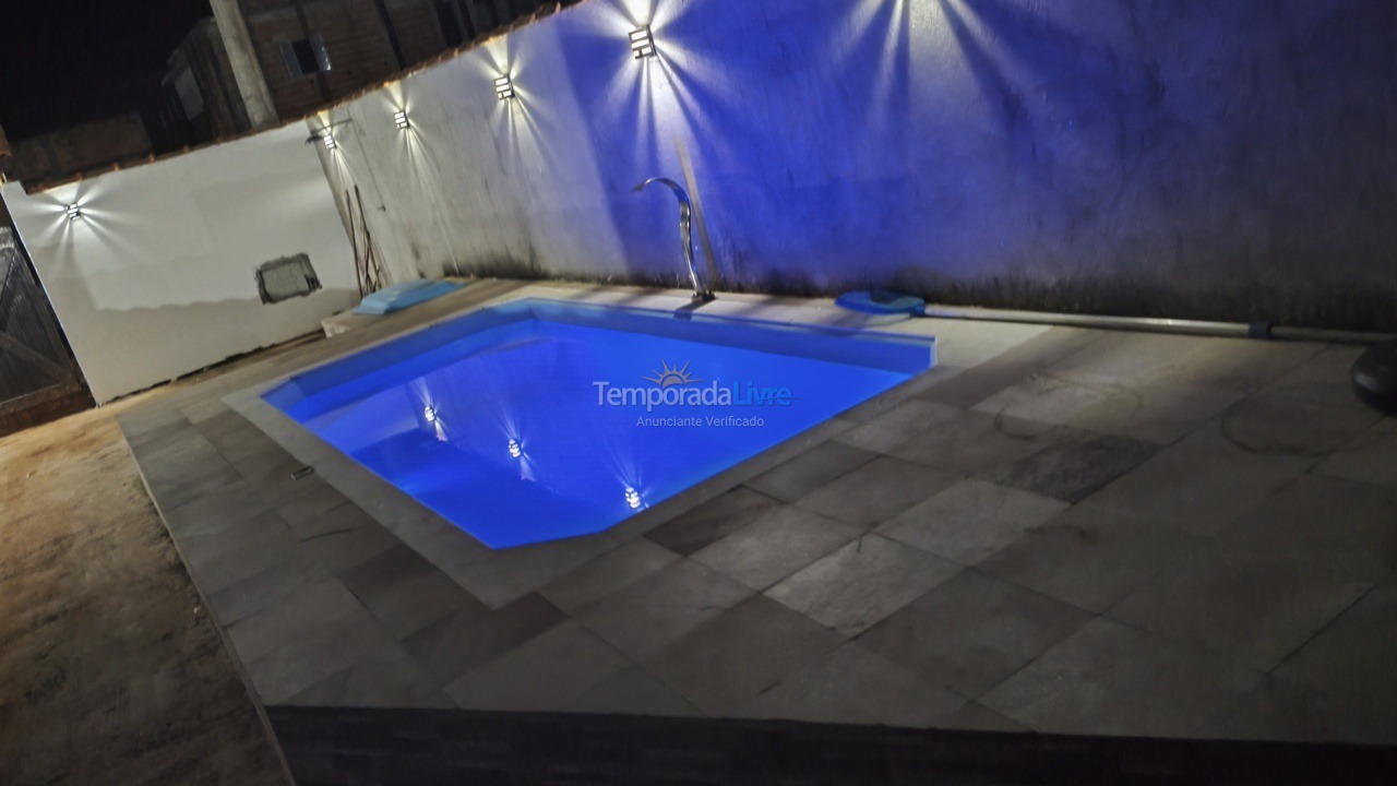Casa para aluguel de temporada em Ubatuba (Maranduba)